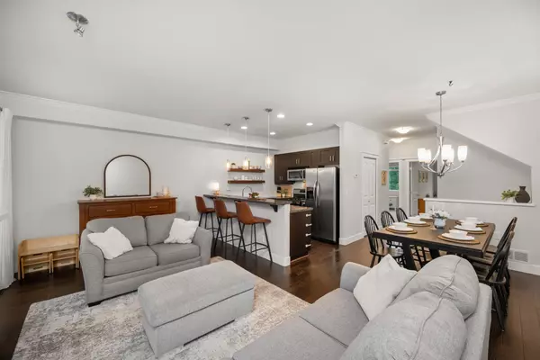 Surrey, BC V3Z 2J8,15454 32 AVE #6