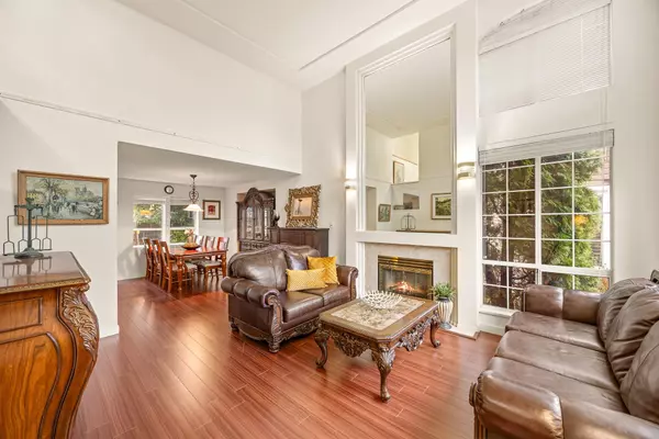 Surrey, BC V4P 1N9,14969 24a AVE