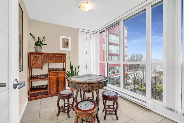 1485 W 6th AVE #414 Vancouver, BC V6H 4G1