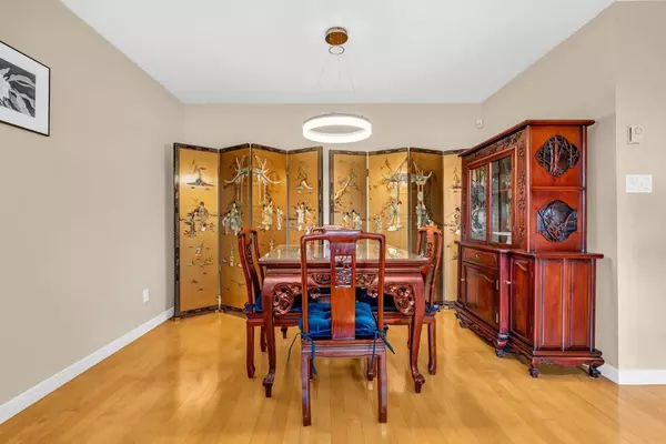 Vancouver, BC V6H 4G1,1485 W 6th AVE #414