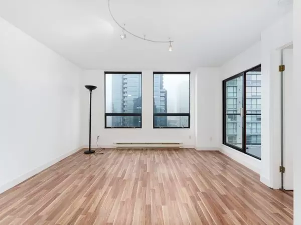 Vancouver, BC V6Z 1B1,811 Helmcken ST #1505