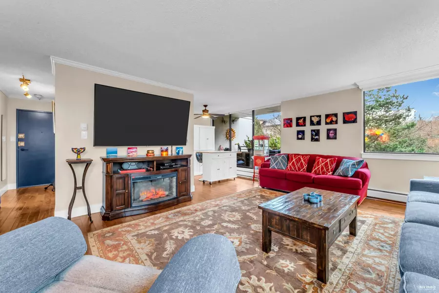 1725 Pendrell ST #501, Vancouver, BC V6G 2X7