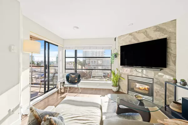 North Vancouver, BC V7M 1E8,124 W 3rd ST #410