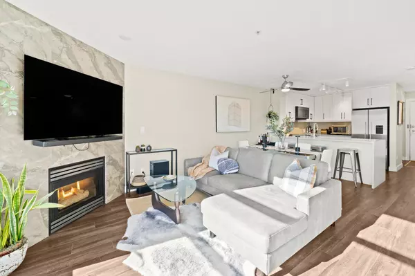 North Vancouver, BC V7M 1E8,124 W 3rd ST #410