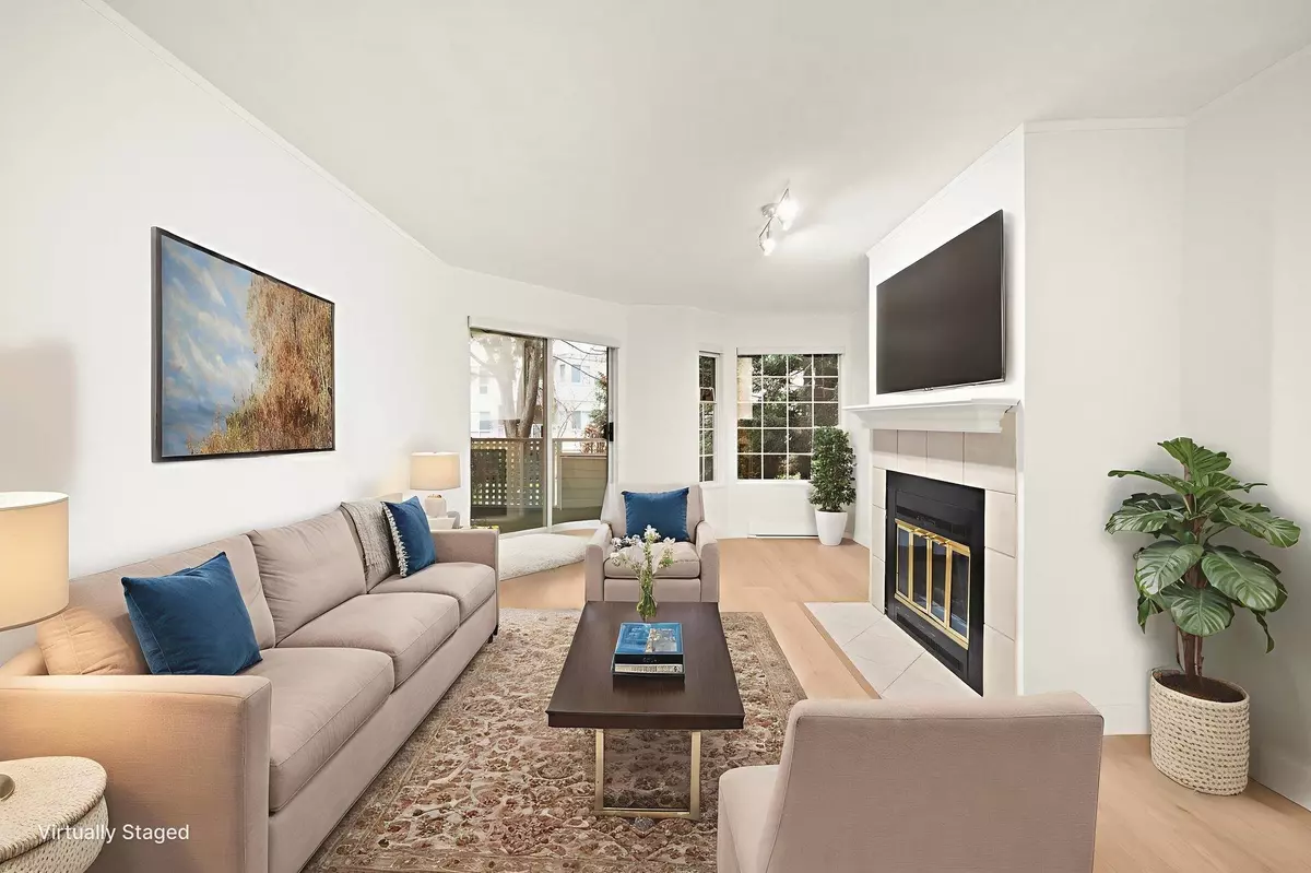 Richmond, BC V6Y 3N2,7591 Moffatt RD #102