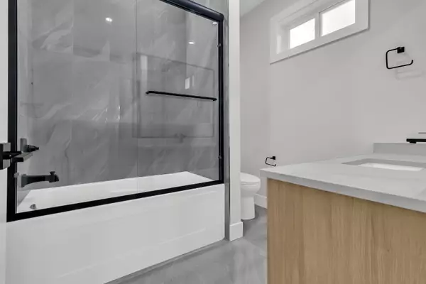 32729 Fraser CRES #B Mission, BC V2V 1C9