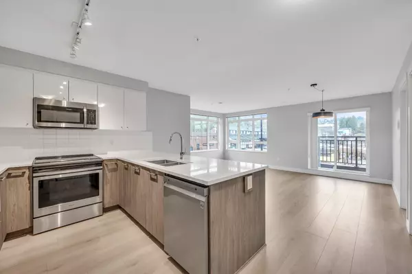 Port Moody, BC V3H 0J3,2525 Clarke ST #206