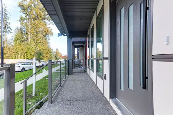 Surrey, BC V3Z 9R2,17144 1 AVE