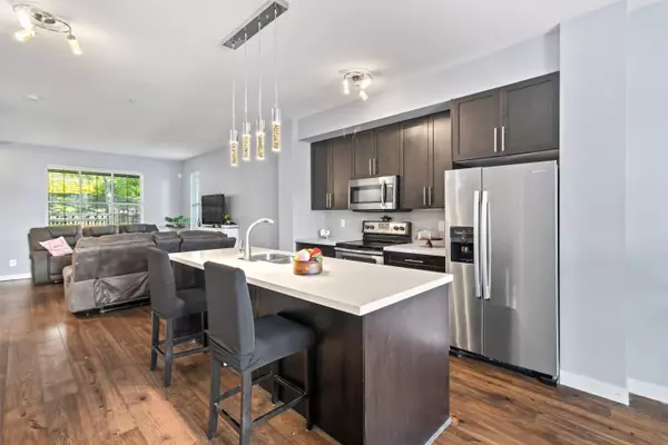 Maple Ridge, BC V2W 0G5,11176 Gilker Hill RD #16