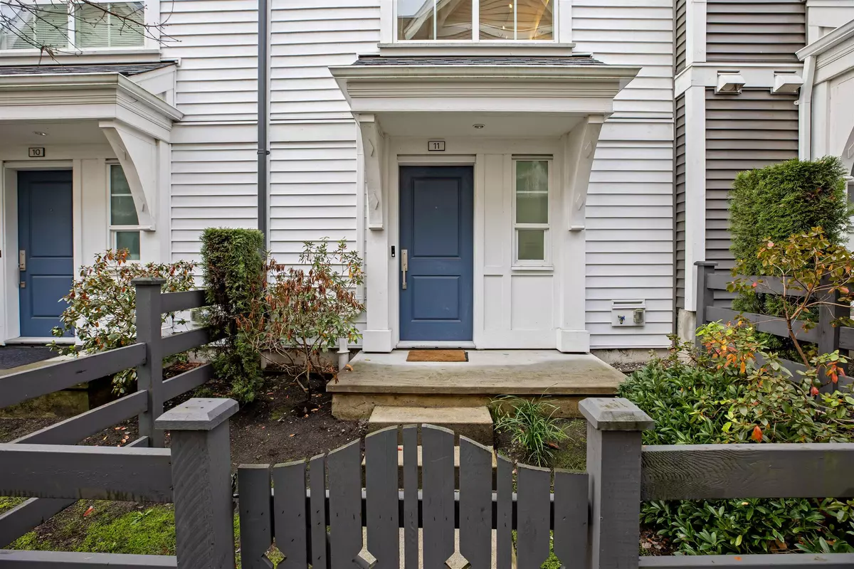 Abbotsford, BC V2T 0J1,2838 Livingstone AVE #11