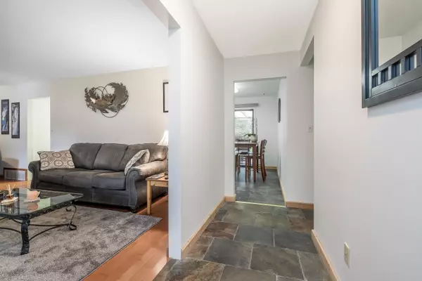 Langley, BC V3A 3C3,19891 43a AVE