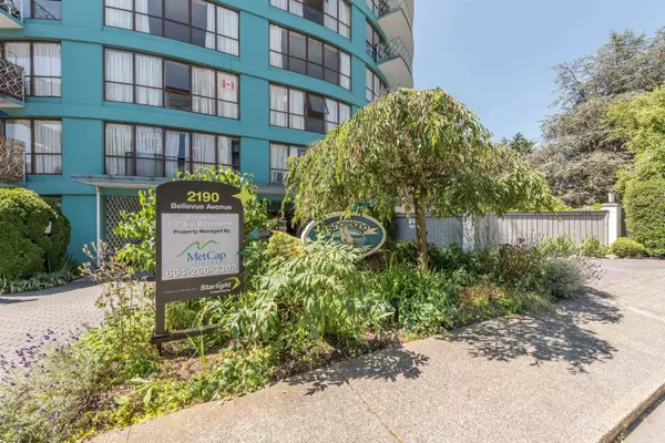 West Vancouver, BC V7V 1C4,2190 Bellevue AVE #803