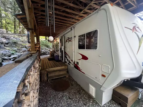 Sunshine Valley, BC V0X 1L5,H59 Blueberry CRES