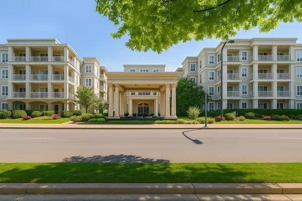 3098 Guildford WAY #343, Coquitlam, BC V3B 7W8