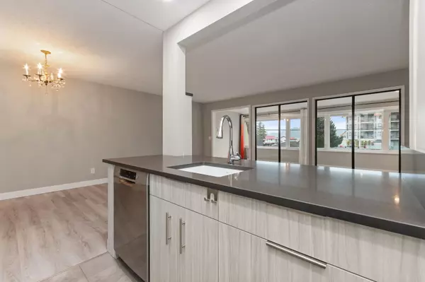 Harrison Hot Springs, BC V0M 1K0,160 Lillooet AVE #205