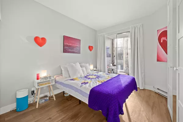 North Vancouver, BC V7H 3A1,630 Roche Point DR #317