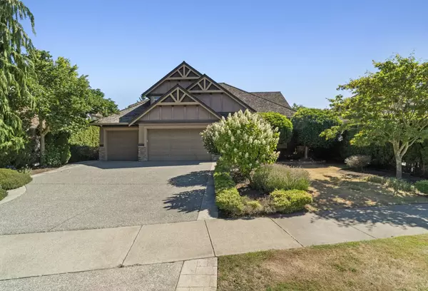 3918 156b ST, Surrey, BC V3Z 0K8