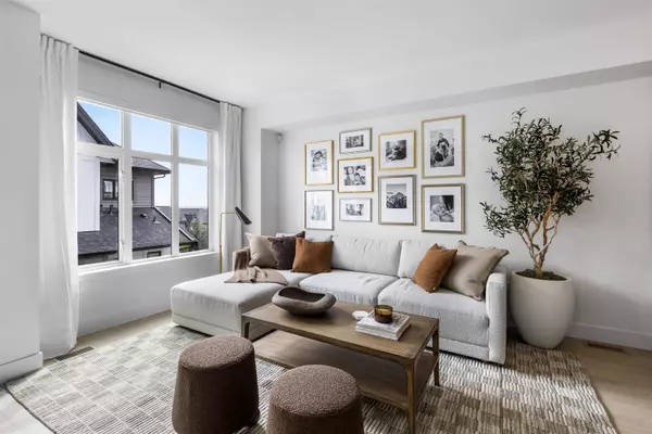 Coquitlam, BC V3B 0S5,3546 Monson CRES #113