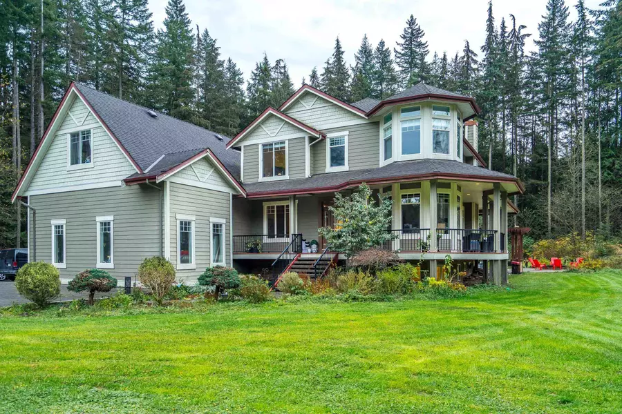 11722 272 ST, Maple Ridge, BC V2W 1Y9