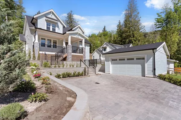 Lindell Beach, BC V2R 0X8,43360 Blue Grouse LN