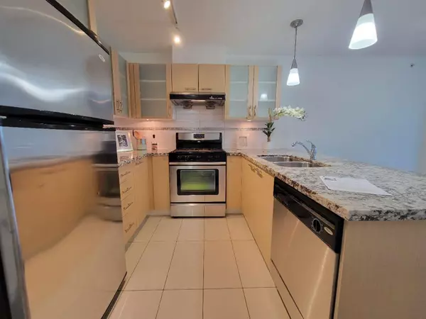 Richmond, BC V6Y 0A2,7888 Saba RD #1207