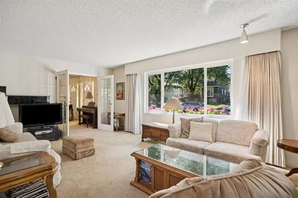 Vancouver, BC V5K 3W2,1506 Kamloops ST #Upper