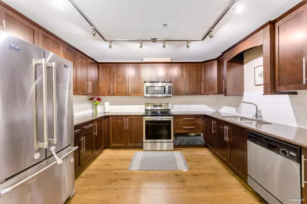 Port Coquitlam, BC V3C 0E2,2628 Maple ST #103