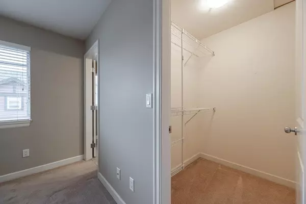 Surrey, BC V3S 8C5,7168 179 ST #34