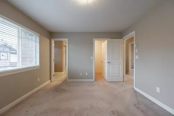 Surrey, BC V3S 8C5,7168 179 ST #34