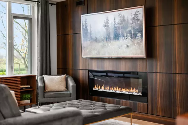 New Westminster, BC V3M 0J9,210 Salter ST #204