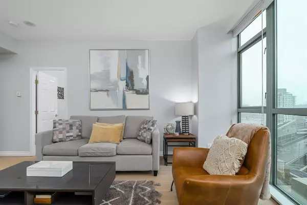 Vancouver, BC V6Z 2R5,1383 Howe ST #1105