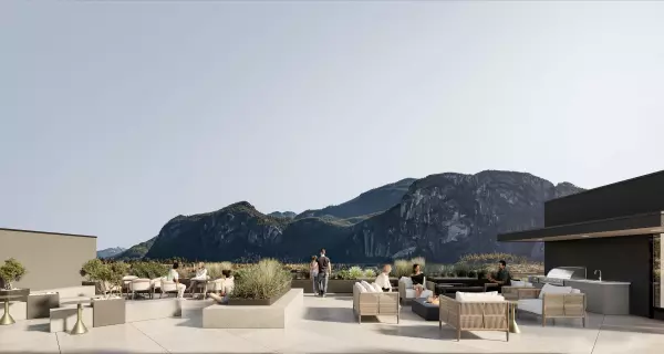 Squamish, BC V8B 0B3,38028 Third AVE #418