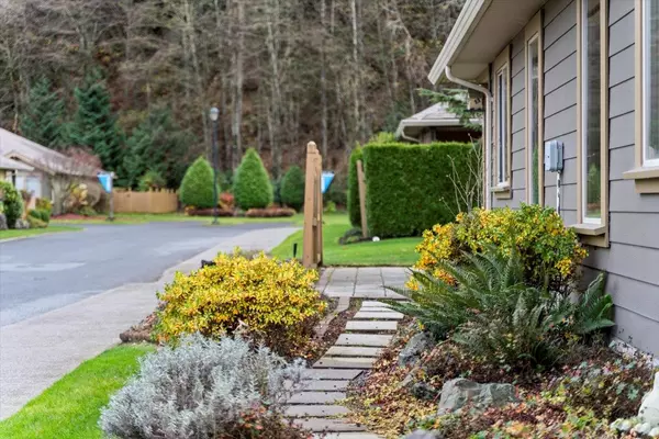 Chilliwack, BC V2R 5W6,46000 Thomas RD #166