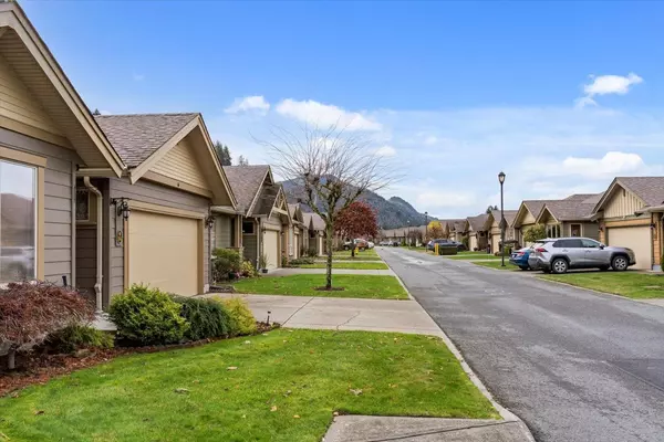 Chilliwack, BC V2R 5W6,46000 Thomas RD #166