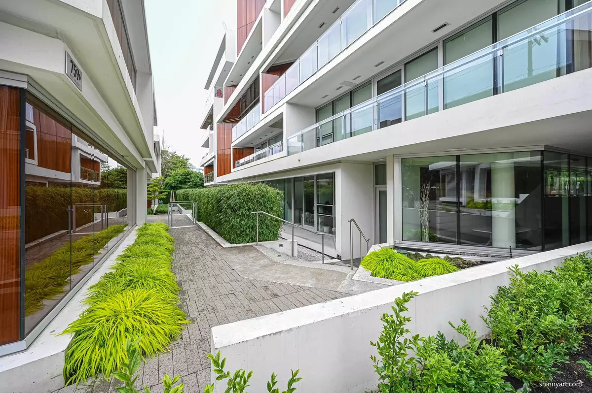 Vancouver, BC V5Z 3M7,5699 Baillie ST #601