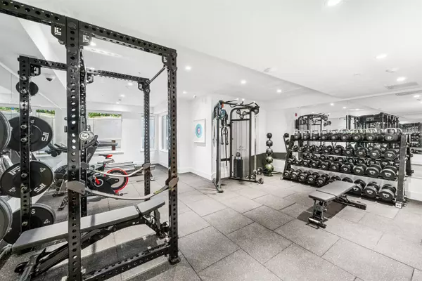 Port Moody, BC V3H 0N5,2015 St Johns ST #212