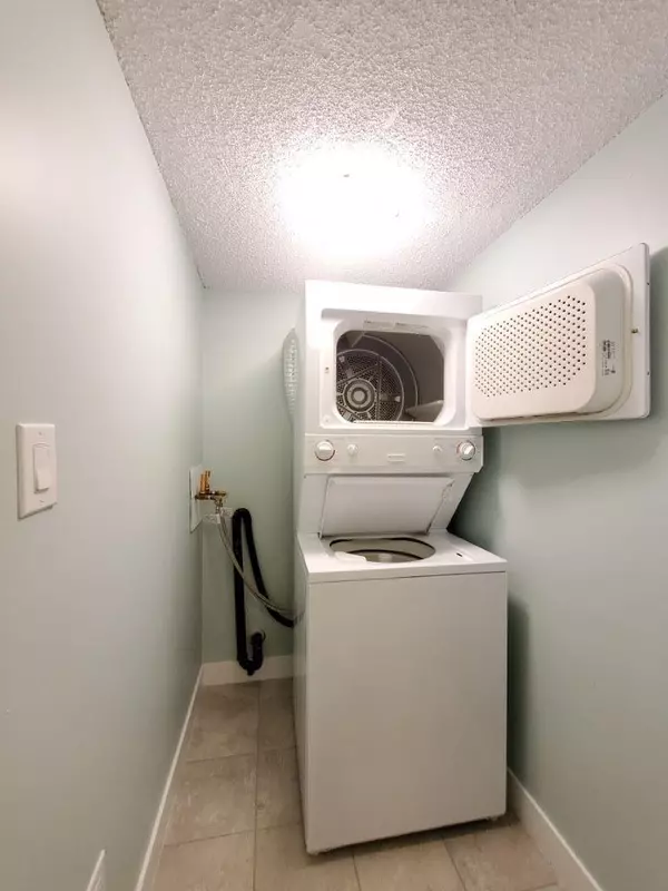 Richmond, BC V6Y 1Z3,7411 Minoru BLVD #2F