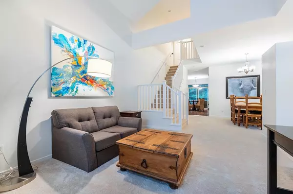 Port Moody, BC V3H 0A4,30 Hawthorn DR