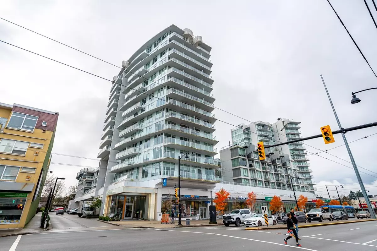 Vancouver, BC V5N 2T7,2220 Kingsway #1601