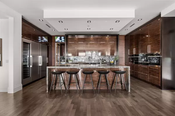 West Vancouver, BC V7S 2K4,1265 Queens AVE