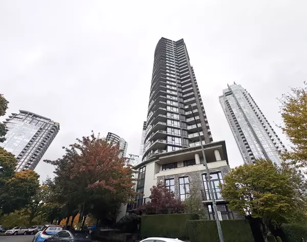 455 Beach CRES #2801, Vancouver, BC V6Z 3E5