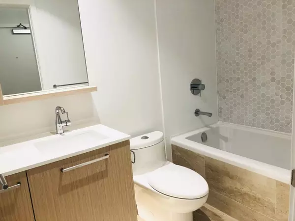 Coquitlam, BC V3J 3X4,567 Clarke RD #1907