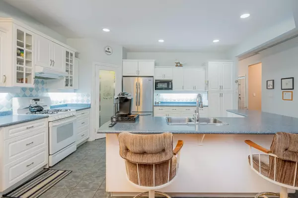 32993 Hawthorne AVE Mission, BC V2V 7C3