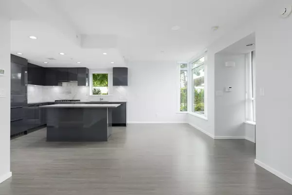 Burnaby, BC V5H 3M2,6691 Marlborough AVE