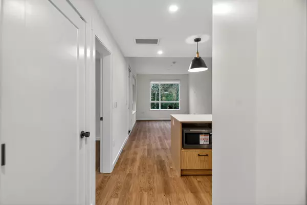 Langley, BC V4W 0E6,27249 Aldergrove Town Centre DR #210