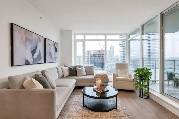 Burnaby, BC V5C 0E9,2133 Douglas RD #2201