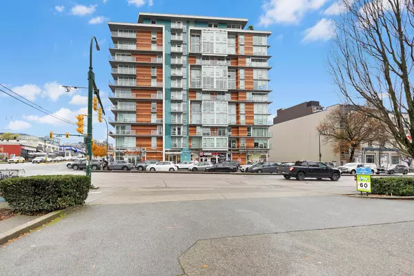 180 E 2nd #9XX, Vancouver, BC V5T 0K4