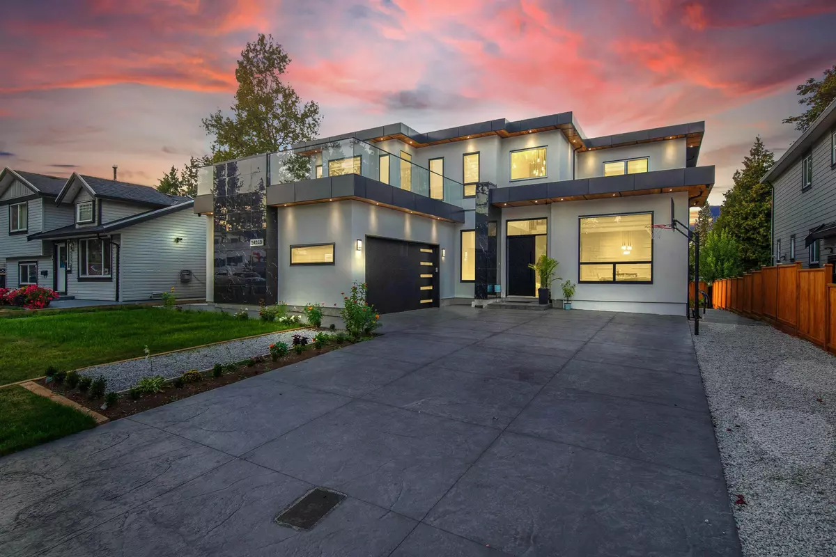 Surrey, BC V3W 6S8,14169 75a AVE