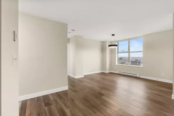 Vancouver, BC V6B 1A8,969 Richards ST #2901