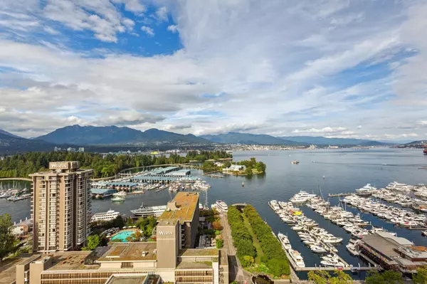 Vancouver, BC V6G 3L1,1616 Bayshore DR #PH2501